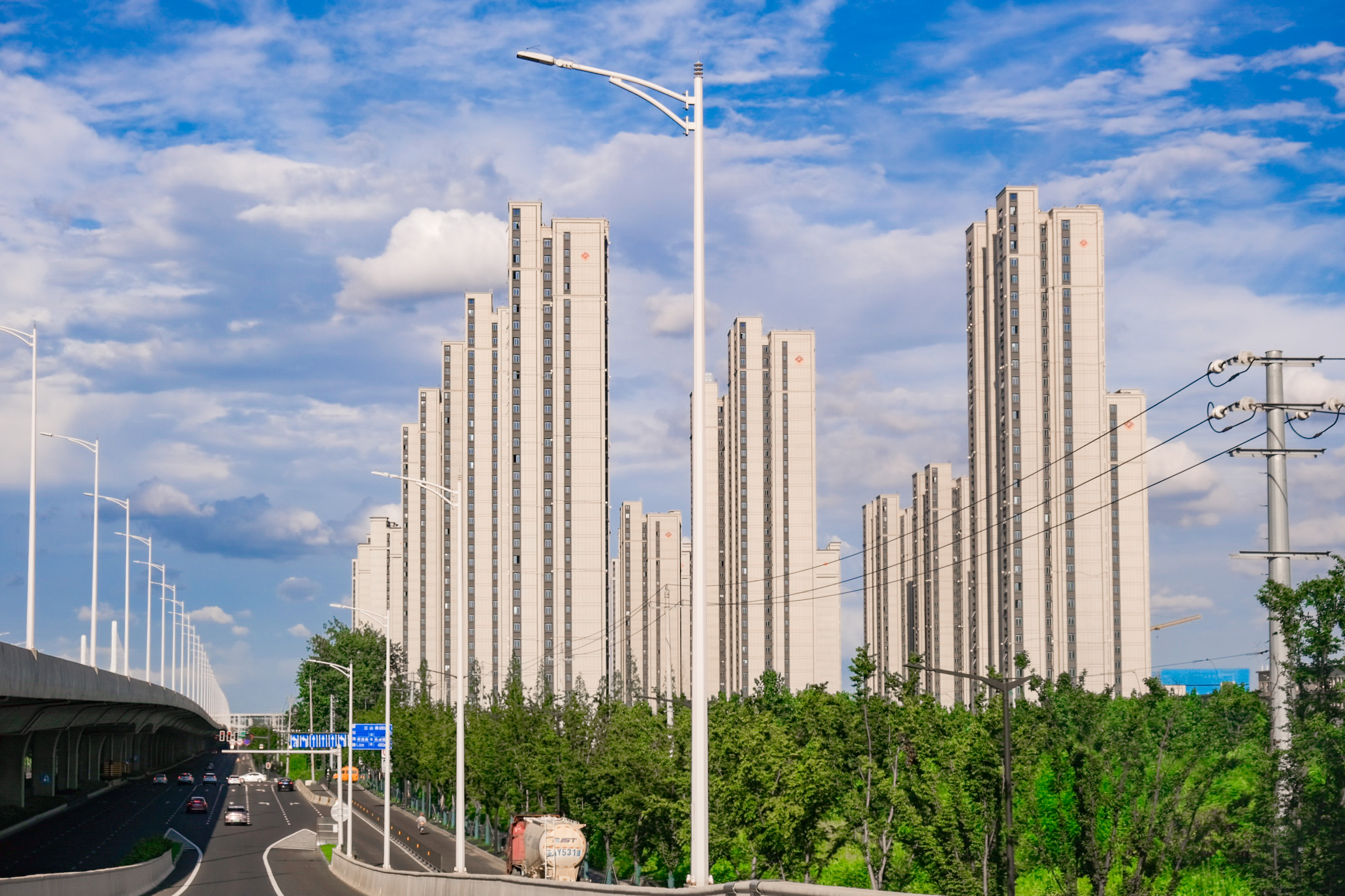 台风过境，，，，这一大波民生项目be like（图说包管房）