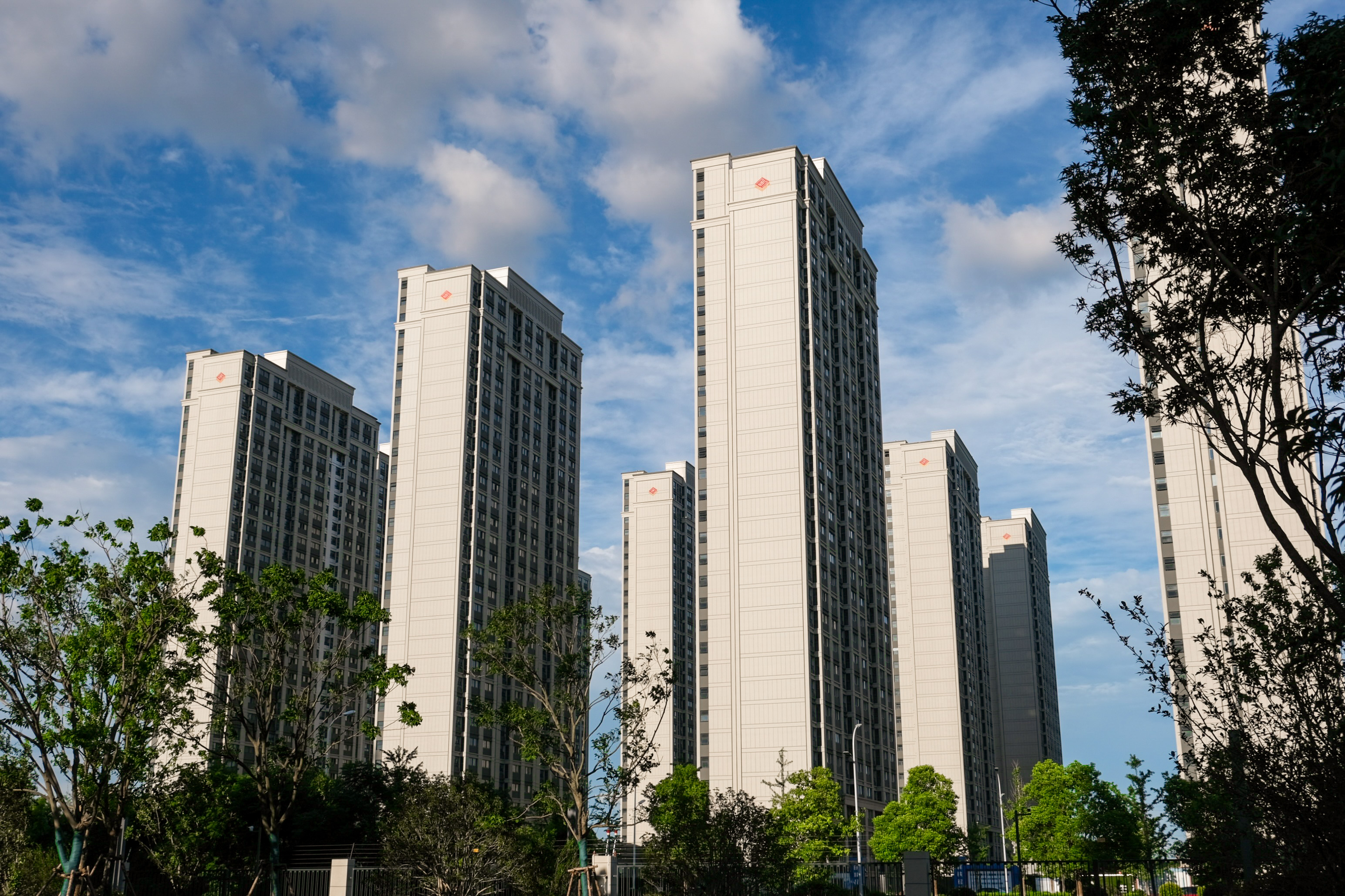 台风过境，，，，这一大波民生项目be like（图说包管房）